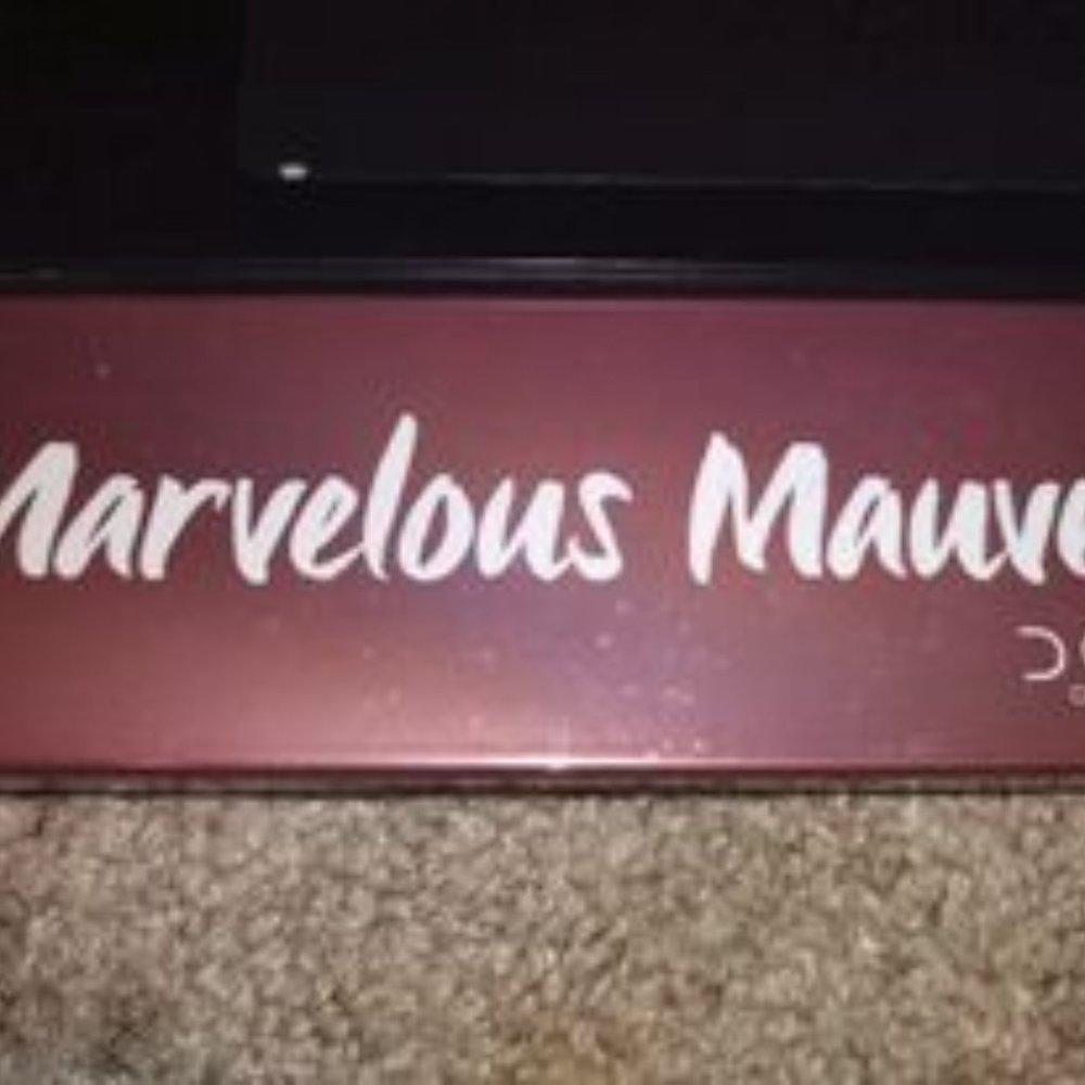 Dose Of Colors - Marvelous Mauves Palette